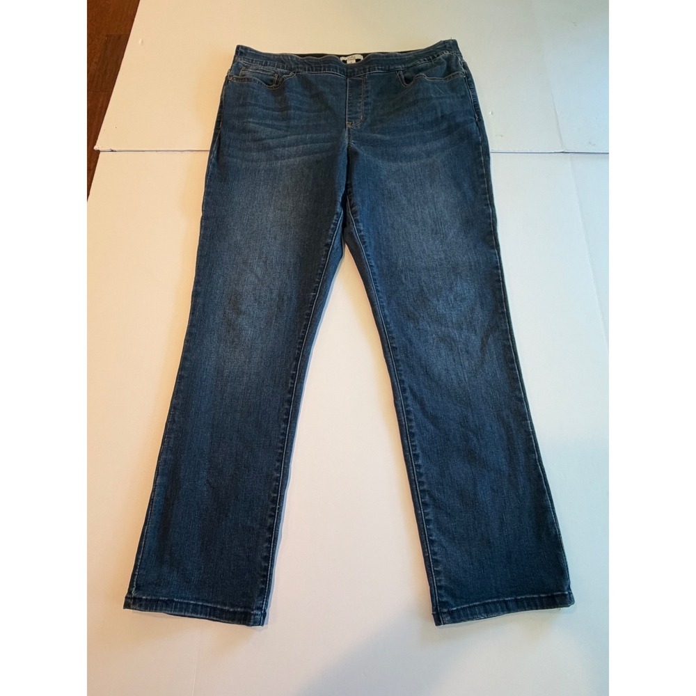 Croft & Barrow Womens Size 16 Dark Wash Pull On Straight Leg Stretch Jeans